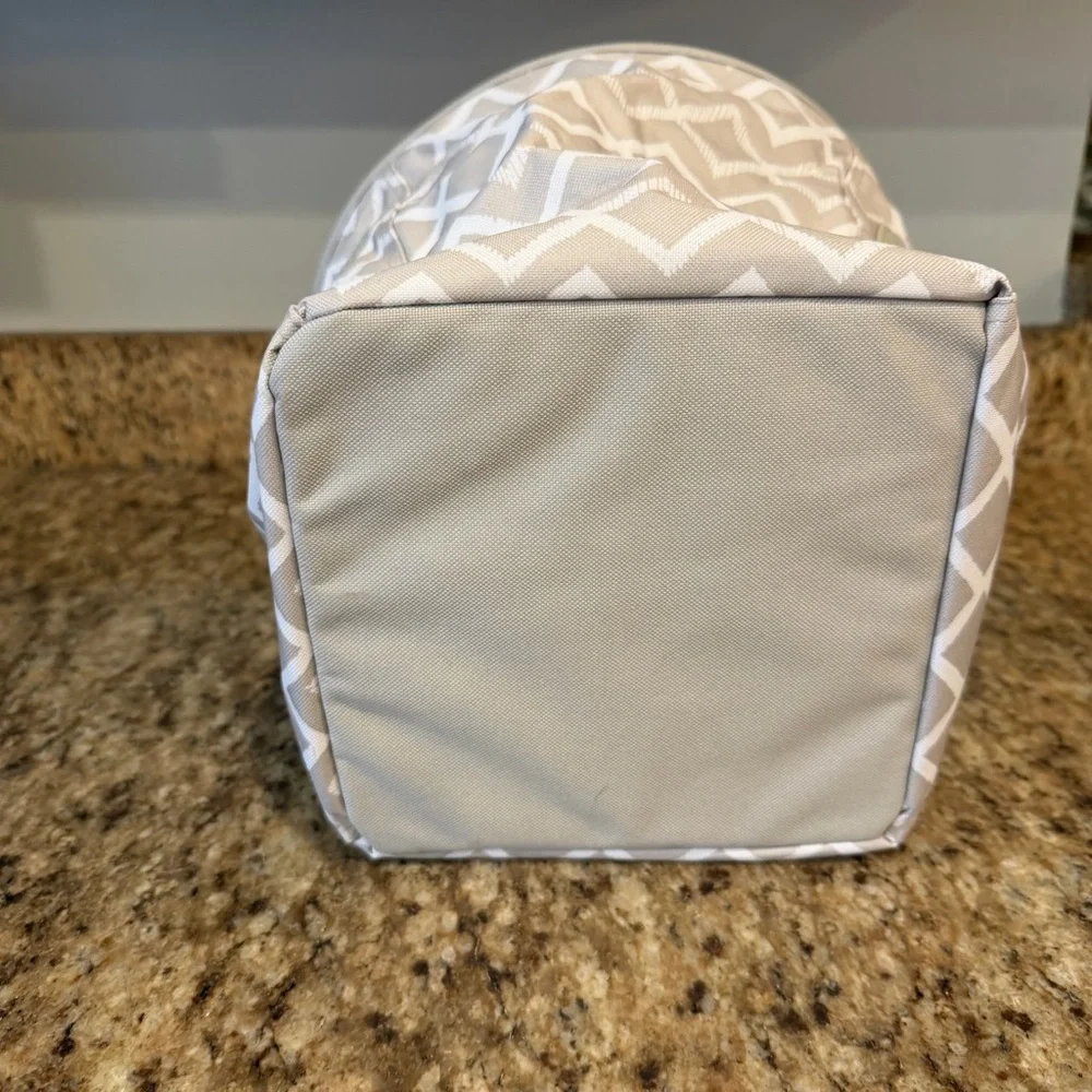 THIRTY-ONE 31 Bags MINI STORAGE BIN 817A DANCING DIAMOND Tan White